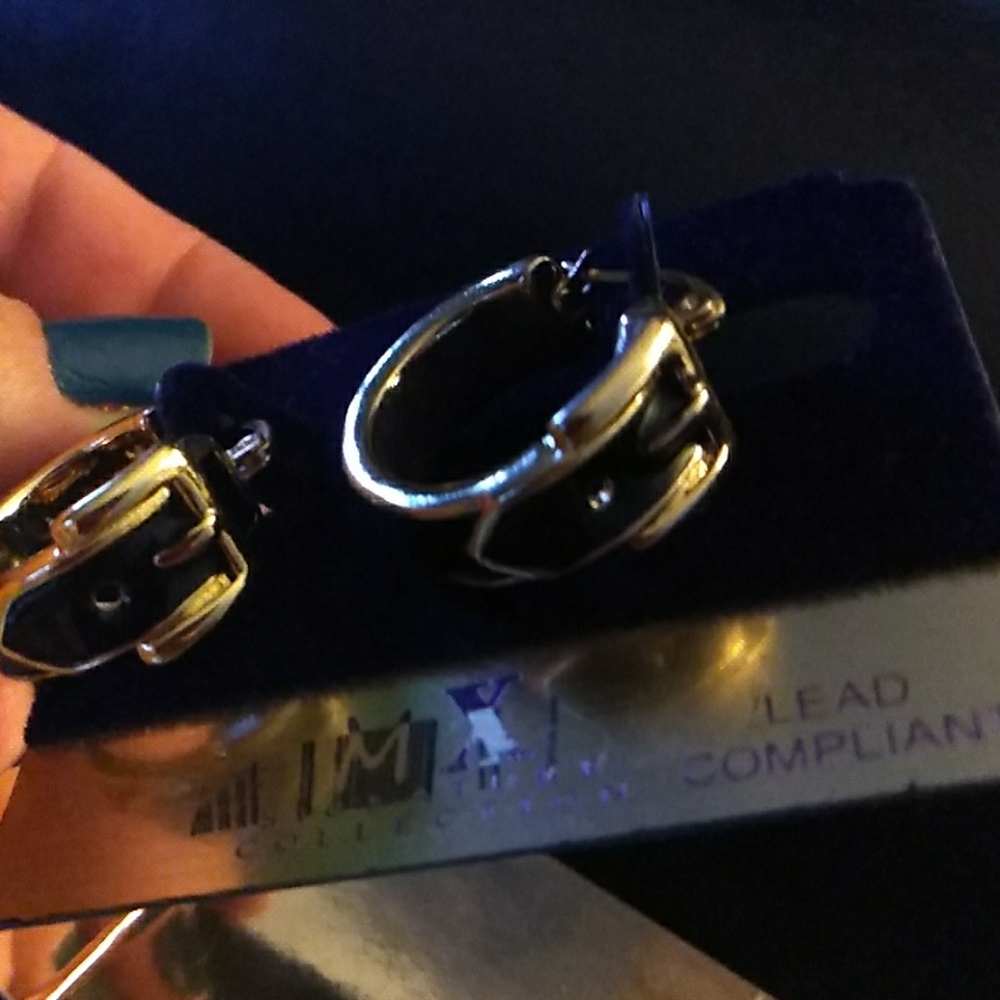 Small hoop earrings